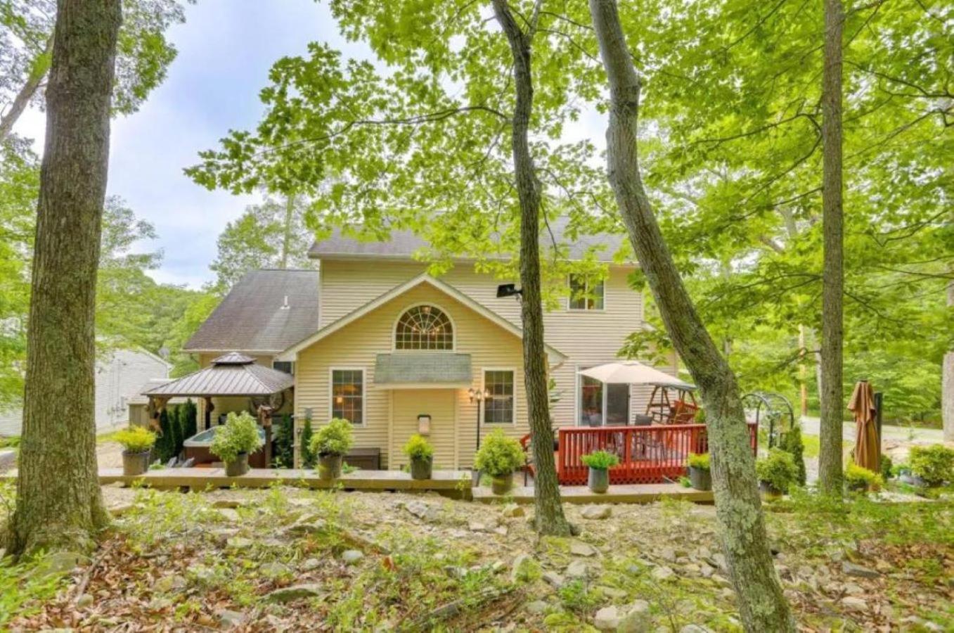 Charming, Restful Getaway Villa Bushkill Bagian luar foto